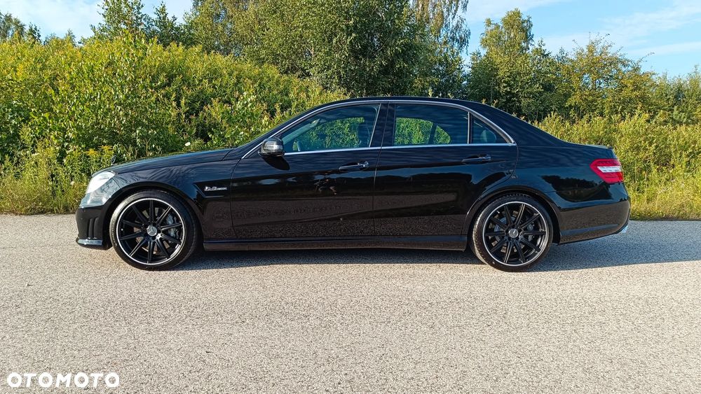 Mercedes-Benz Klasa E 63 AMG - 9