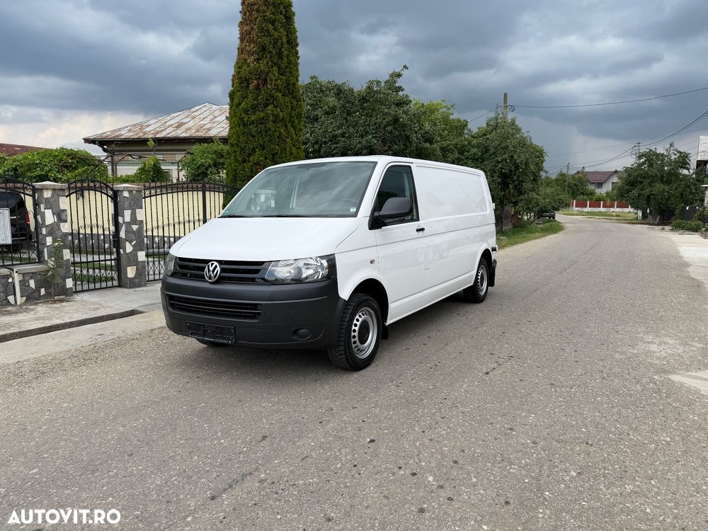 Volkswagen Transporter - 1