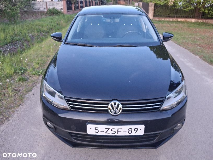 Volkswagen Jetta 1.2 TSI BlueMotion Technology Life - 2