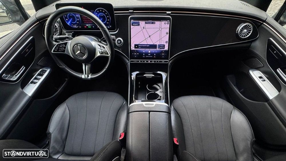 Mercedes-Benz EQE - 12