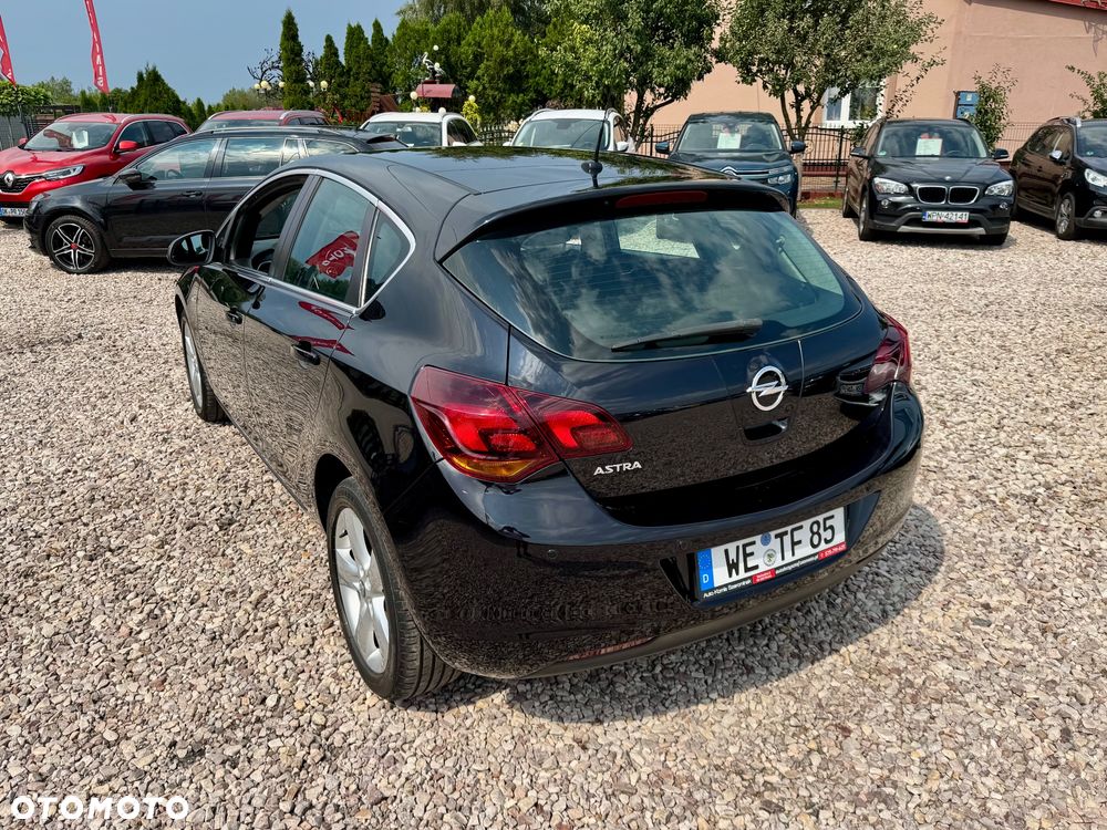 Opel Astra - 24