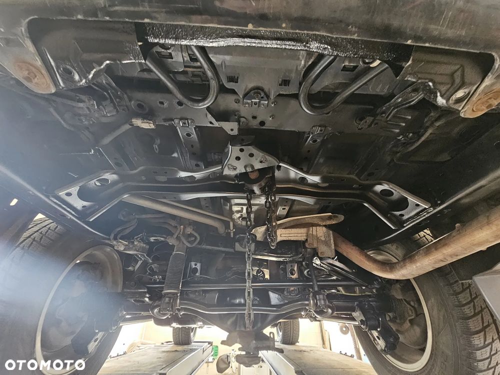 Toyota Land Cruiser LC 4.0 V6 Invincible - 10