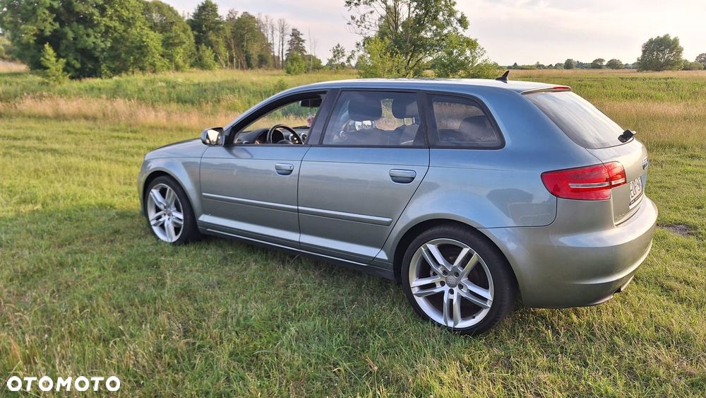 Audi A3 Sportback - 8