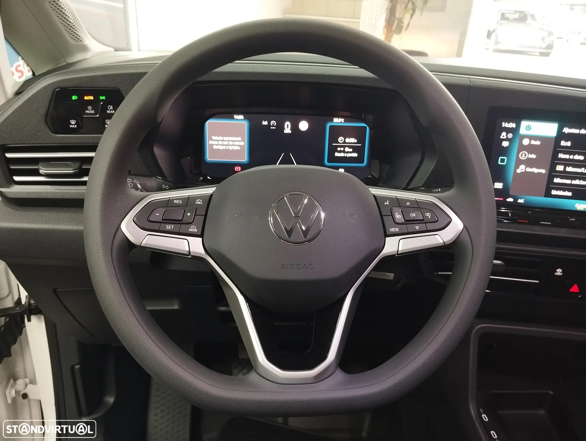 VW Caddy Cargo M6 - 16