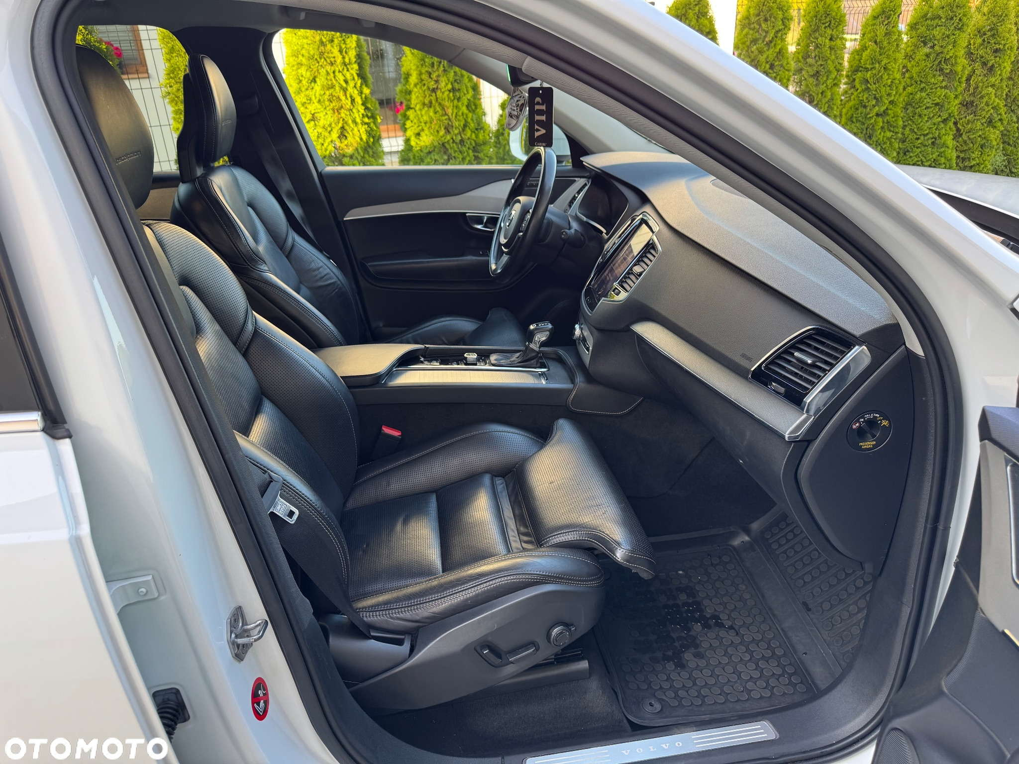 Volvo XC 90 D5 SCR AWD Inscription 7os - 12