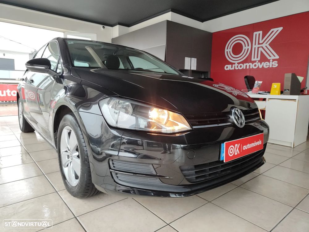 VW Golf 1.6 TDi Trendline BlueMotion - 1