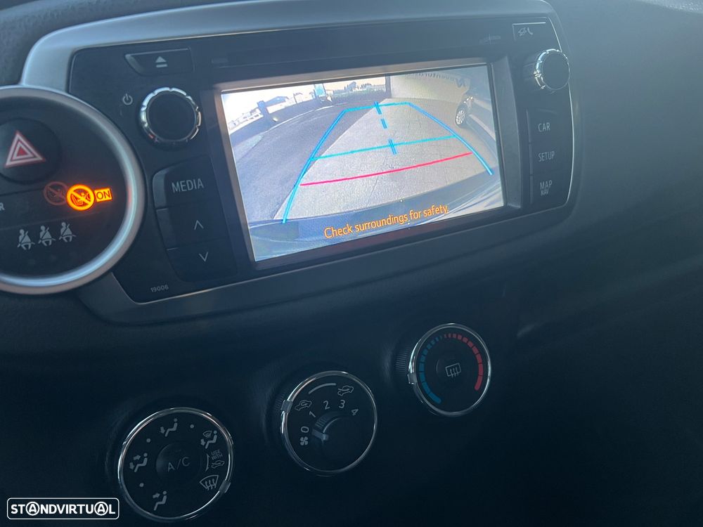 Toyota Yaris 1.4 D-4D Sport +P.Tec. +P.Plus+P.Luxury - 5