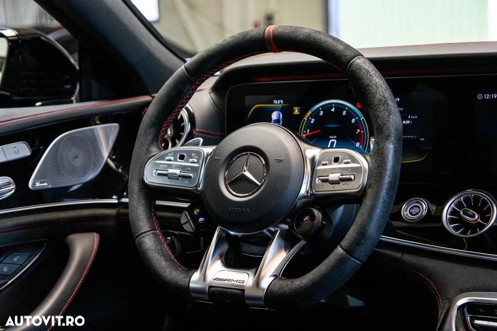 Mercedes-Benz AMG GT 43 4MATIC+ - 36
