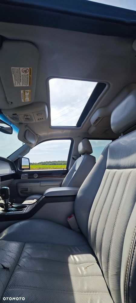 Lincoln Aviator - 7