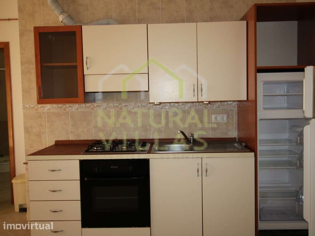 JULHO 2026: Apartamento T1 com Terraço Vista Mar, Estoi - Grande imagem: 4/11