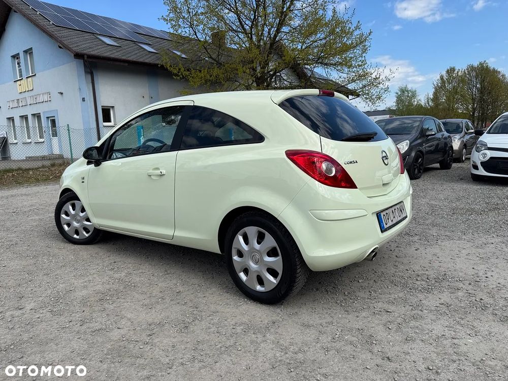 Opel Corsa - 7