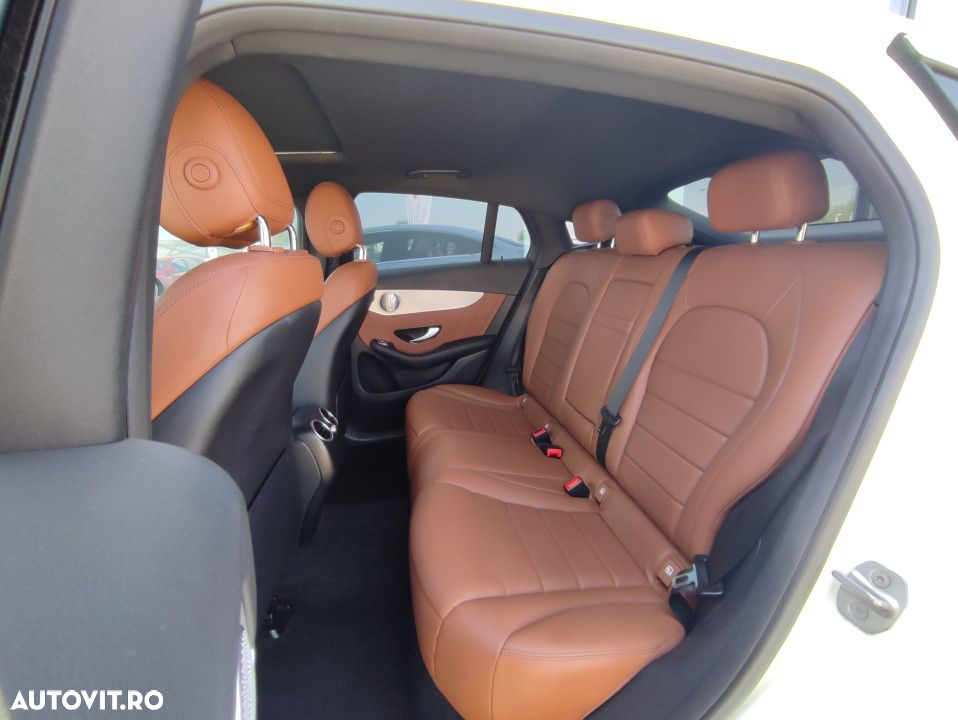 Mercedes-Benz GLC Coupe 300 d 4MATIC - 16