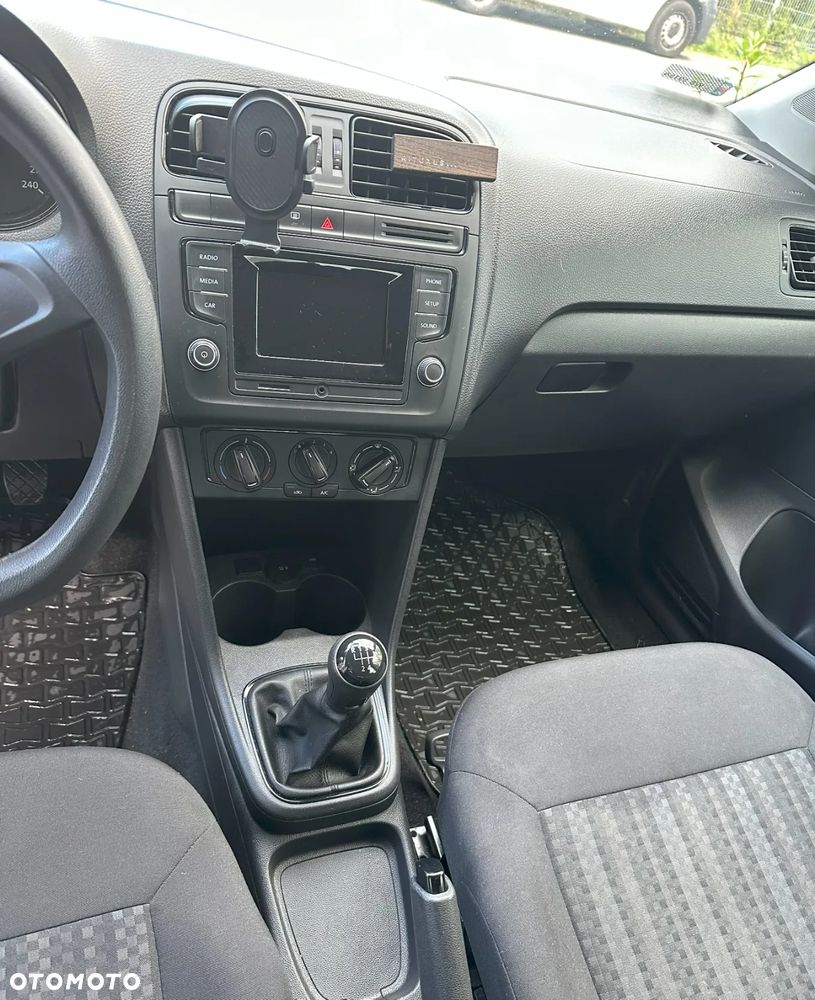 Volkswagen Polo 1.4 TDI Trendline - 6