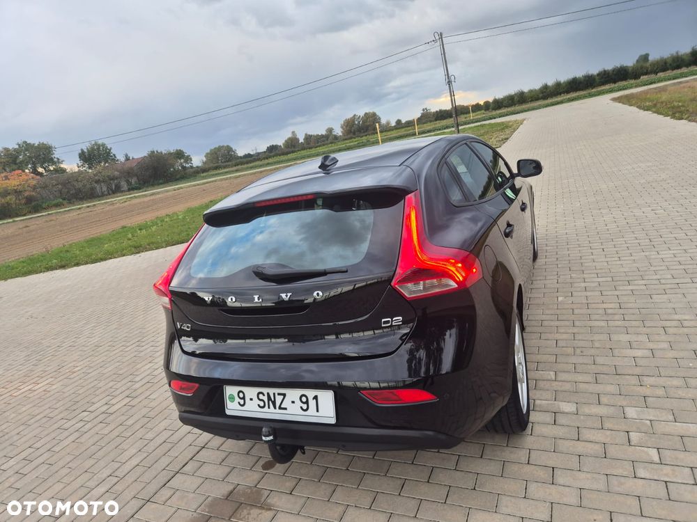 Volvo V40 D2 Kinetic - 13