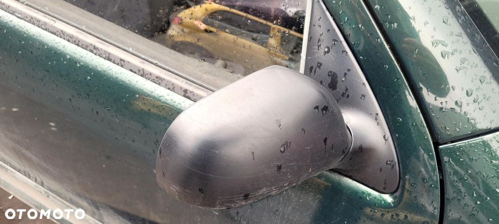 Lusterko prawe Skoda Fabia 2004