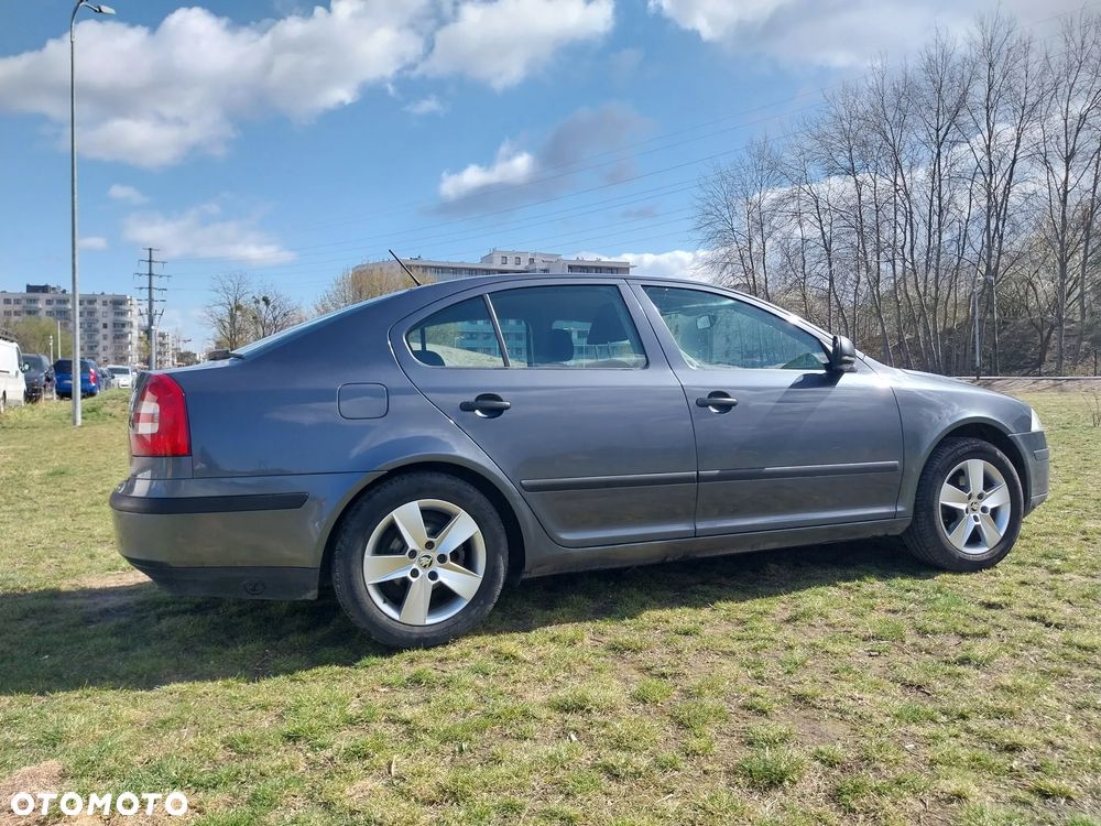 Skoda Octavia 1.6 Active - 6