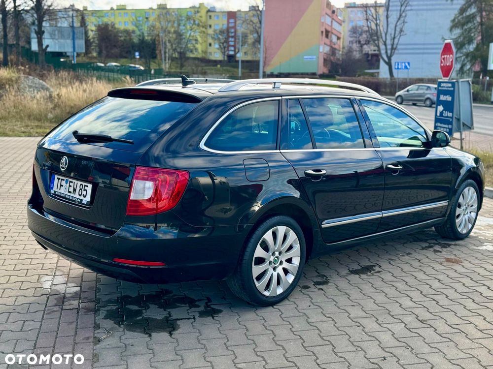 Skoda Superb 2.0 TDI DSG FAMILY - 2