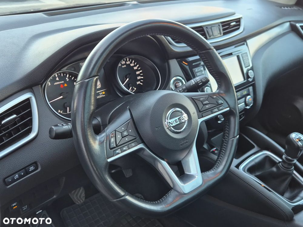 Nissan Qashqai 1.2 DIG-T Tekna EU6 - 10