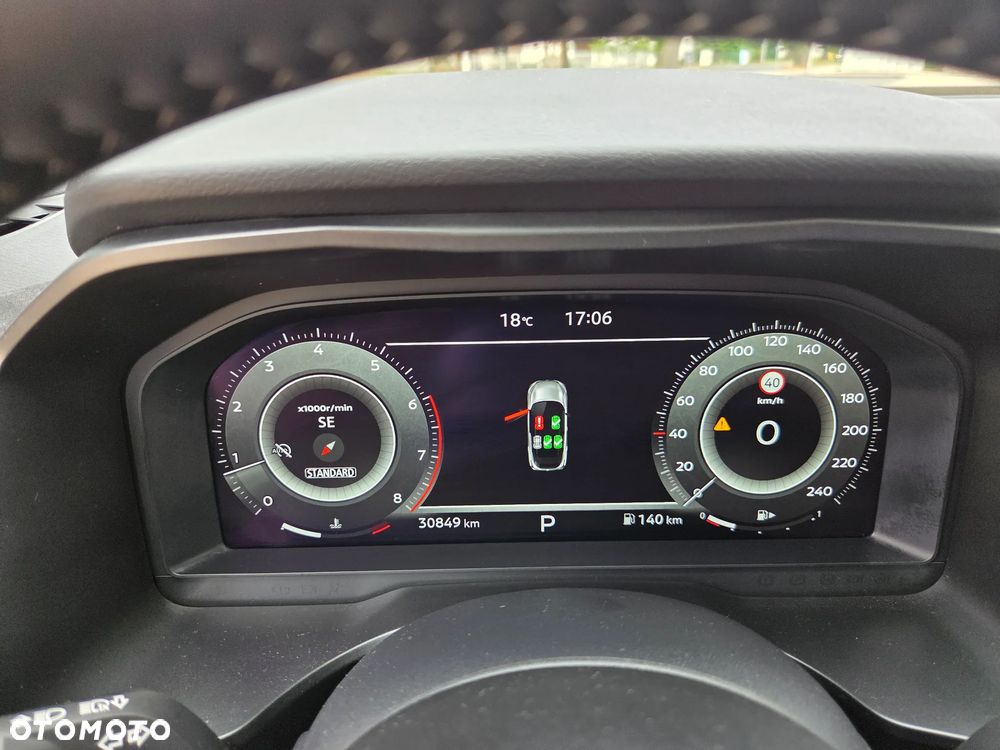 Nissan Qashqai 1.3 DIG-T 4x4 MHEV Xtronic Tekna - 11