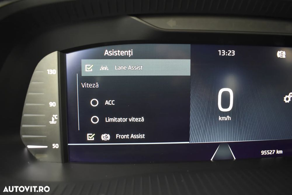 Skoda Octavia Combi 2.0 TDI DSG Style - 16