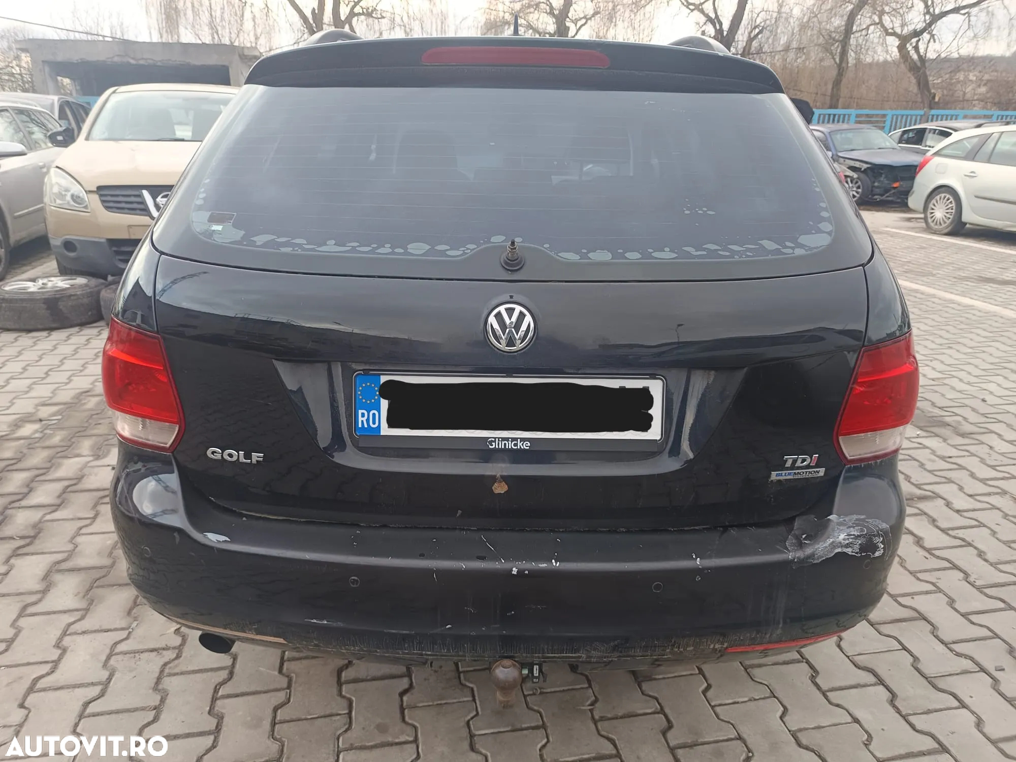 Dezmembram Volkswagen Golf VI Combi 1.6 CAYC, manual - 3