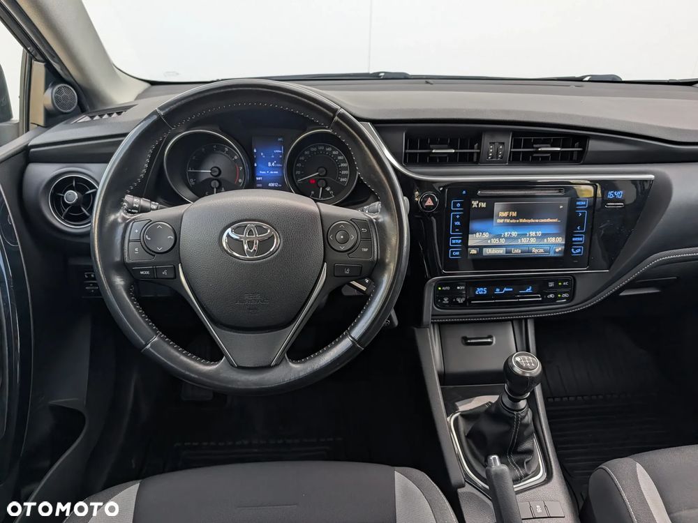 Toyota Auris 1.6 Comfort - 9