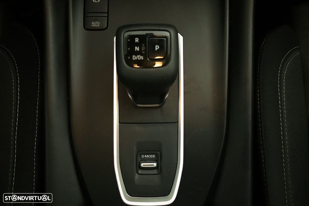 Nissan Qashqai 1.3 DIG-T N-Connecta LED Xtronic - 15