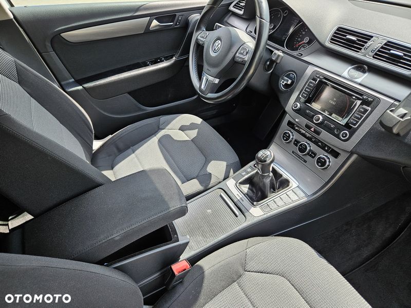 Volkswagen Passat 2.0 TDI 4Mot Comfortline - 15