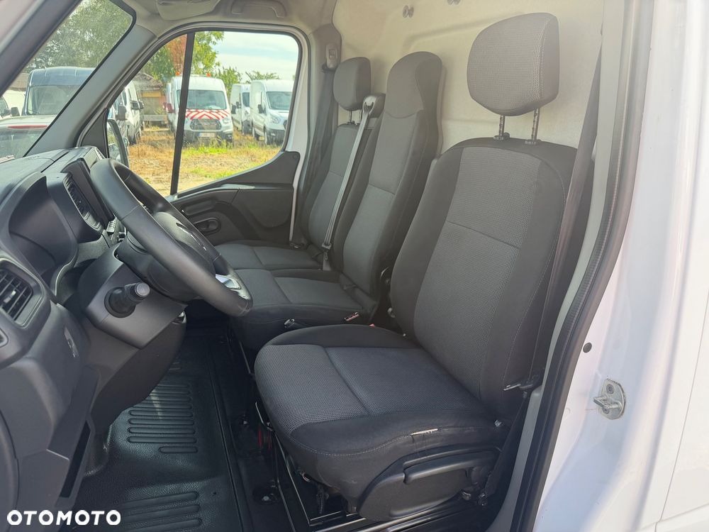 Renault Master - 22