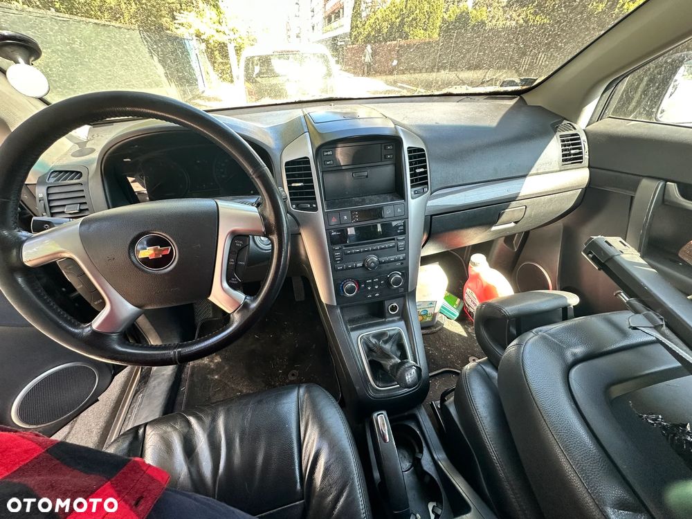 Chevrolet Captiva 2.0 d LT high (deu) - 6