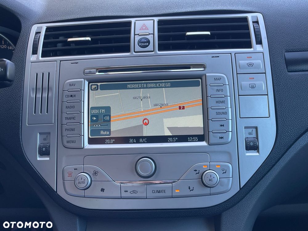 Ford Kuga - 33