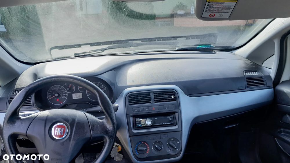 Fiat Punto - 10