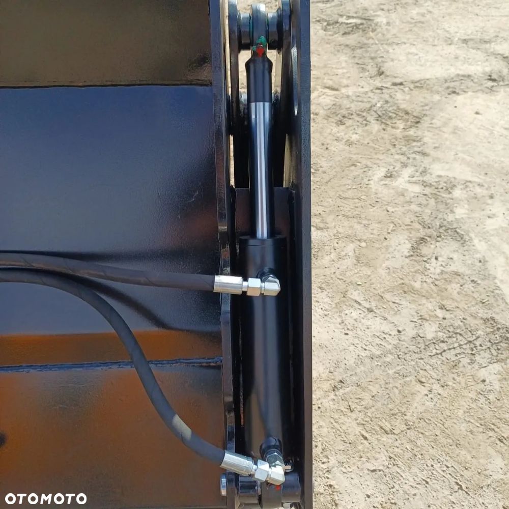 Łyżka hydrauliczna 4W1 2350mm Q-FIT JCB - 7