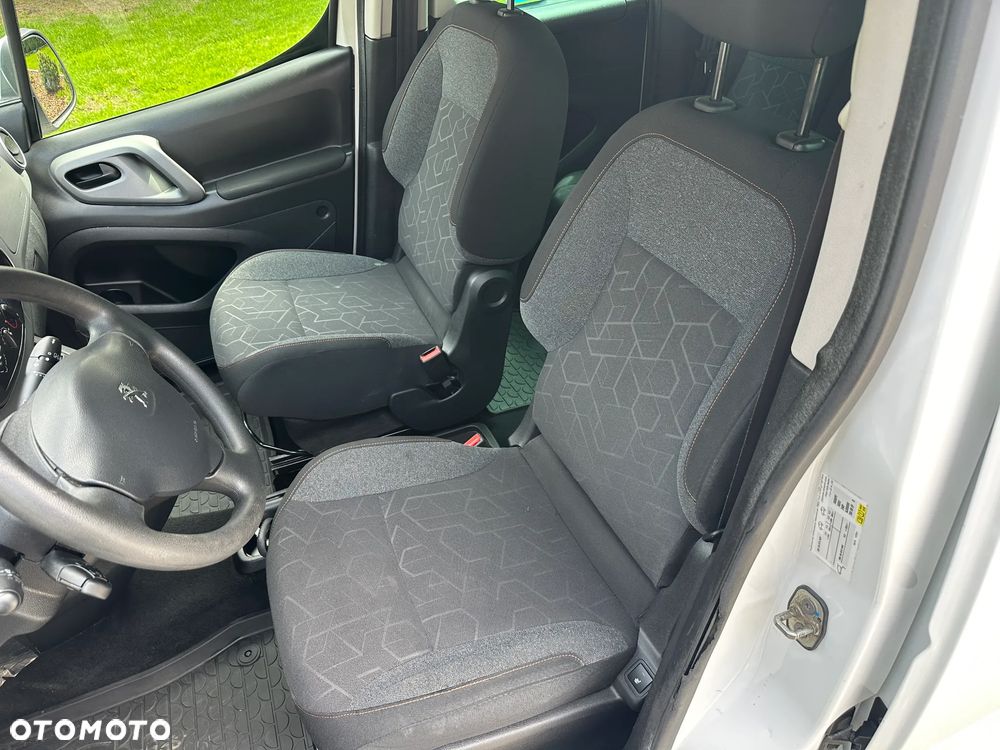 Peugeot Partner BlueHDi 100 Stop&Start Active - 11