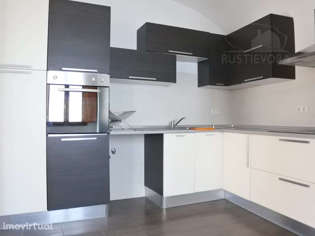 Moradia T2 | Centro Histórico | Cozinha equipada - Grande imagem: 3/35