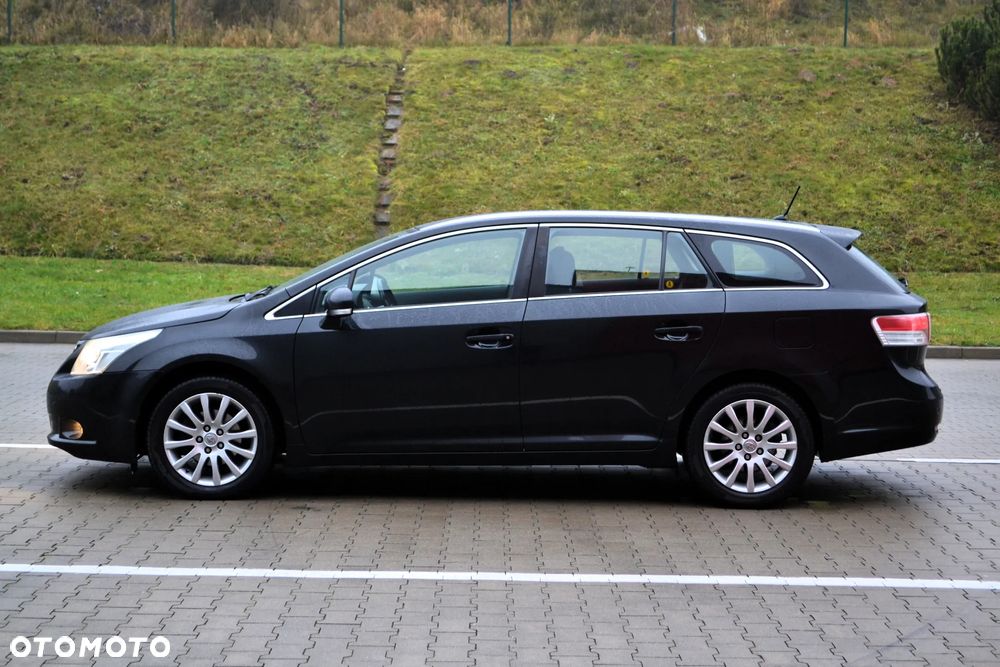 Toyota Avensis 2.0 D-4D Team - 24