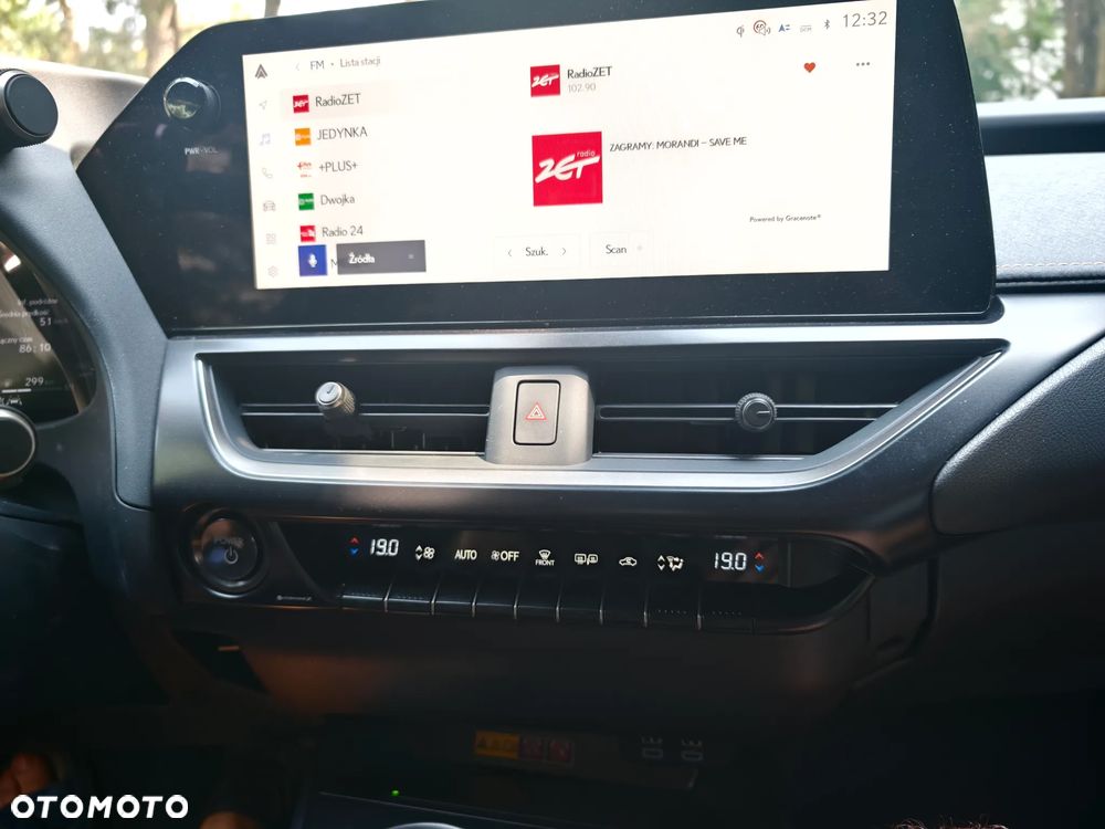 Lexus UX - 28
