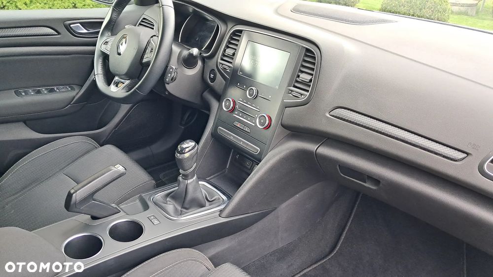 Renault Megane 1.5 Blue dCi Intens - 14