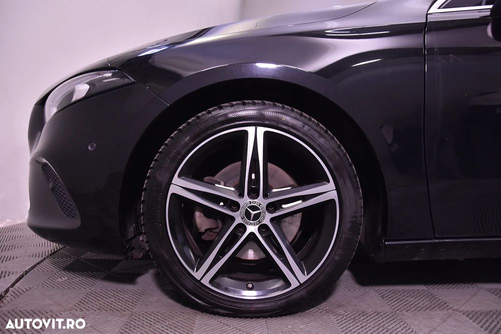 Mercedes-Benz A 200 7G-DCT - 13