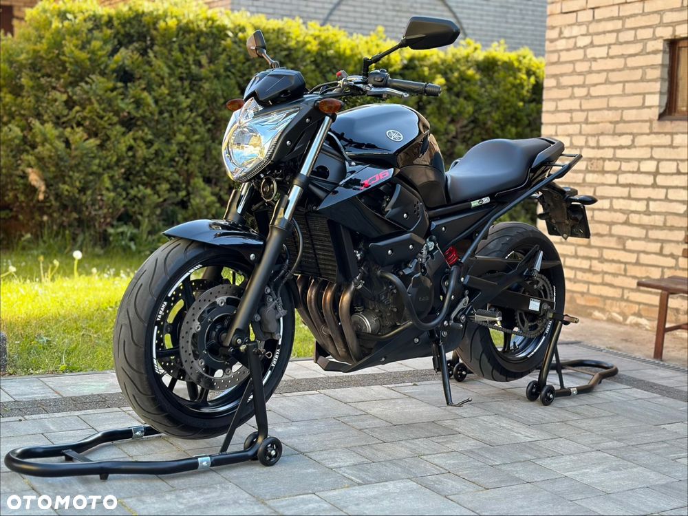 Yamaha XJ - 6