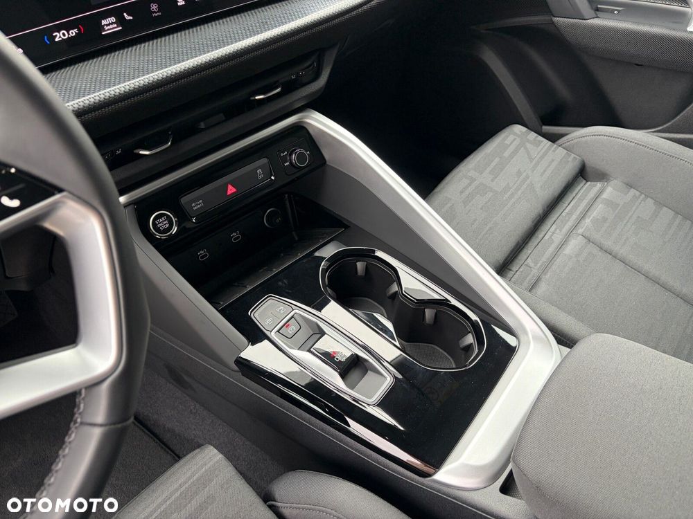 Audi Q5 Sportback - 15