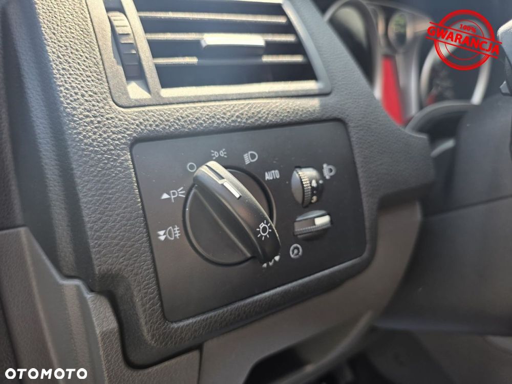 Ford Kuga - 40