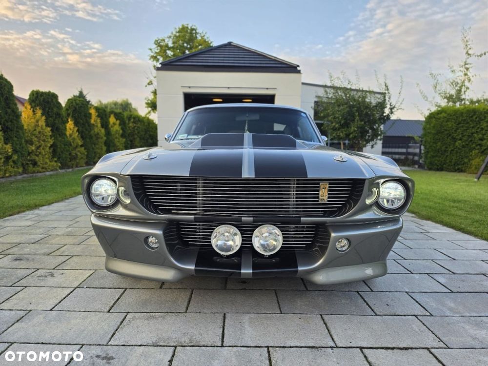 Ford Mustang - 13