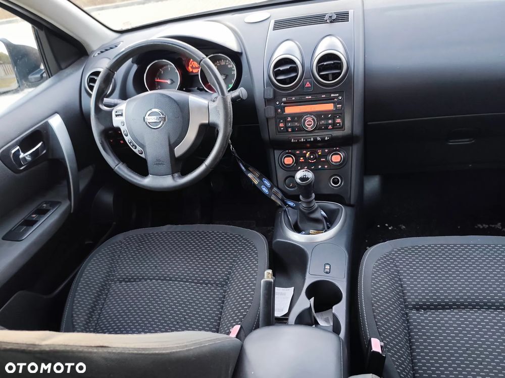 Nissan Qashqai - 12