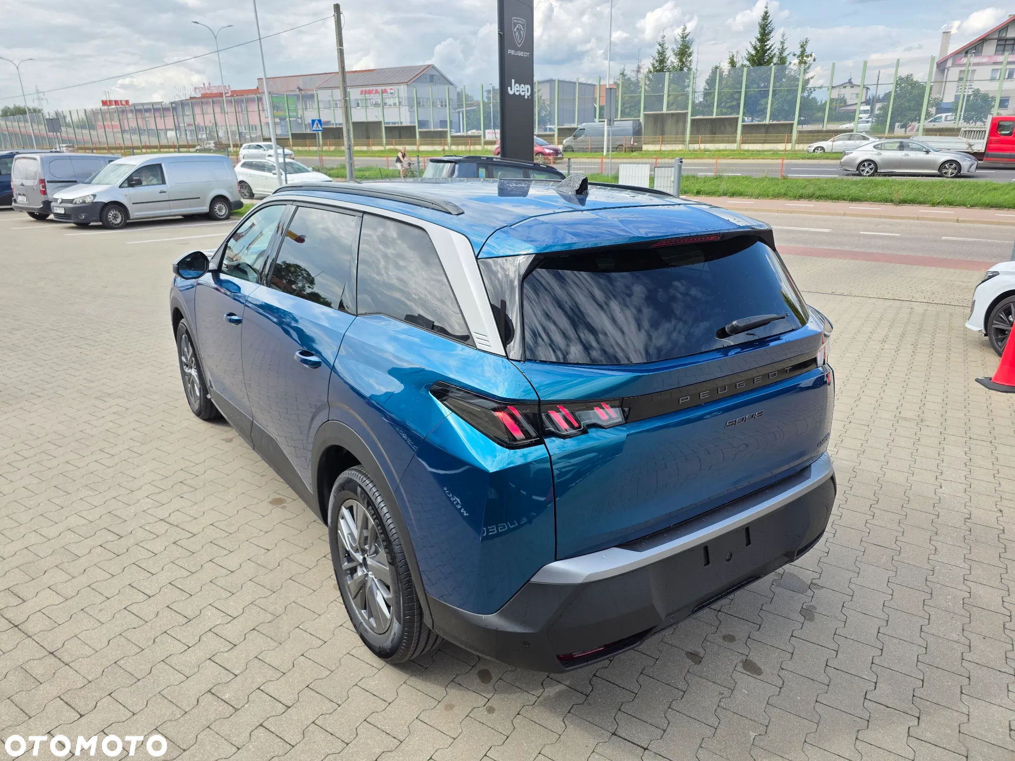 Peugeot 5008 1.2 PureTech mHEV Allure S&S e-DCS6 - 7