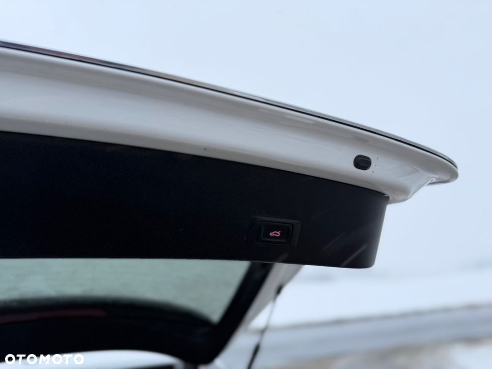 Audi A6 Avant 3.0 TDI quattro S tronic - 28