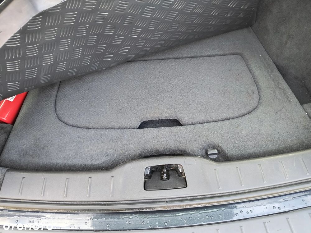Volvo V50 1.6D DRIVe Momentum - 22