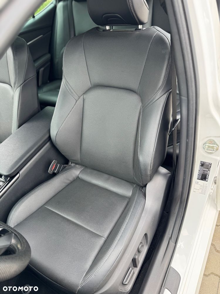 Toyota Camry 2.5 Hybrid Dynamic Force Comfort e-CVT - 19