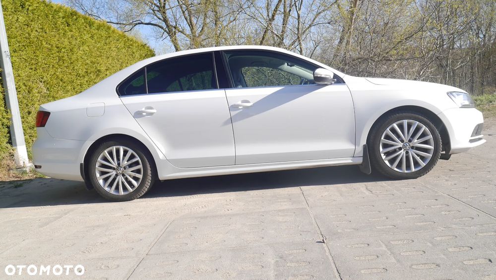 Volkswagen Jetta 1.4 TSI BMT Highline - 4