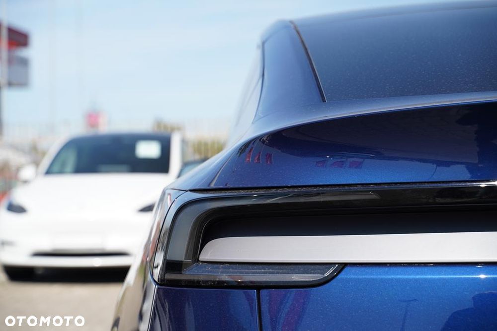 Tesla Y 83.1kWh Long Range RWD - 19